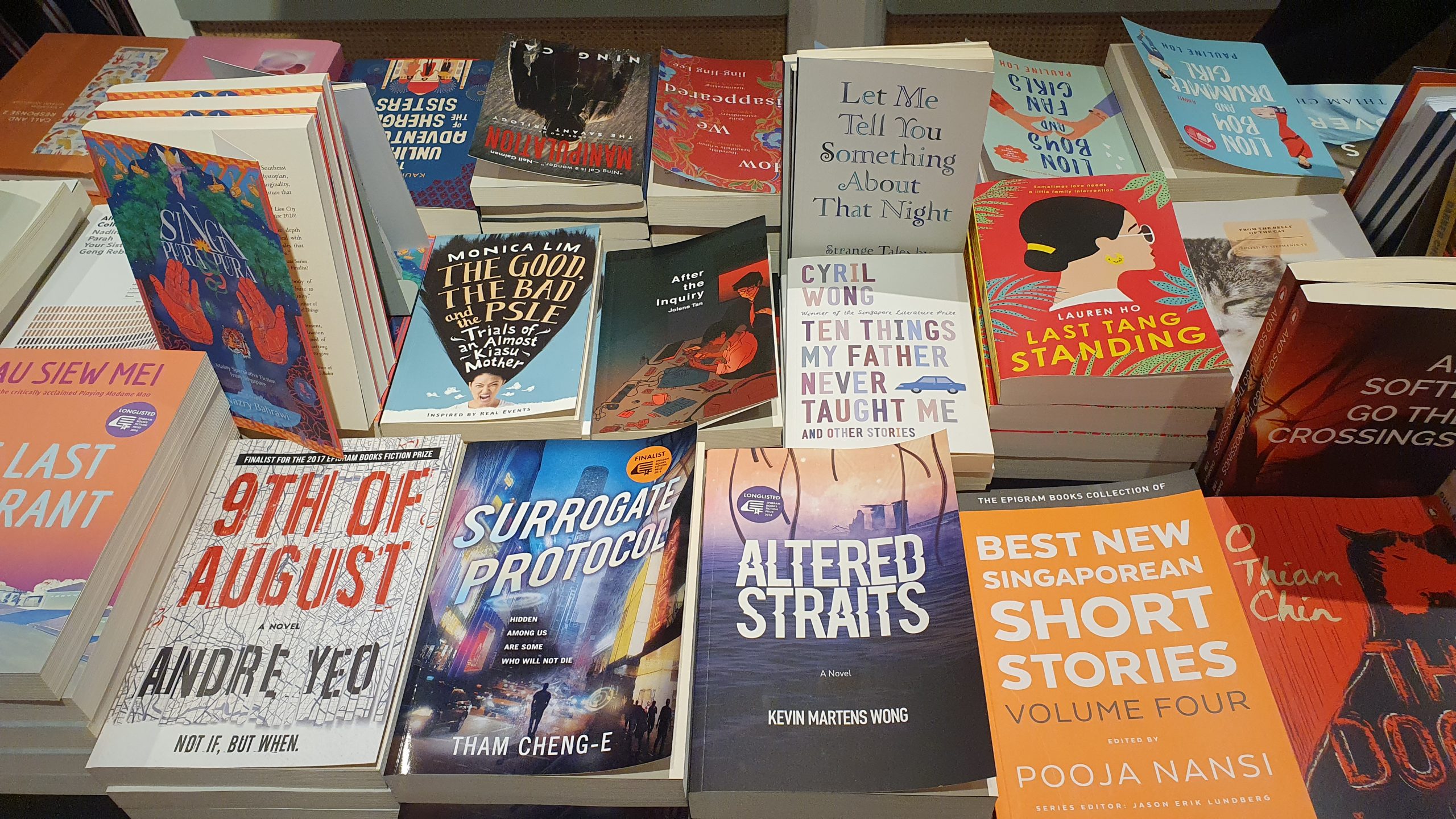 Huggs-Epigram Coffee Bookshop: Singapore books & cafe
